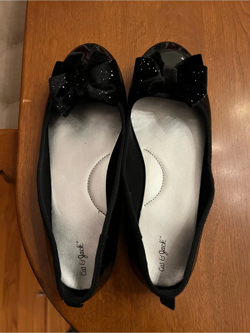 Cat & Jack Black sparkle velvet Bow Ballet Flats size 5 girls EUC